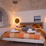 Pavi Trulli E Landsted Locorotondo