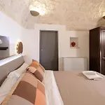 Pavi Trulli E *